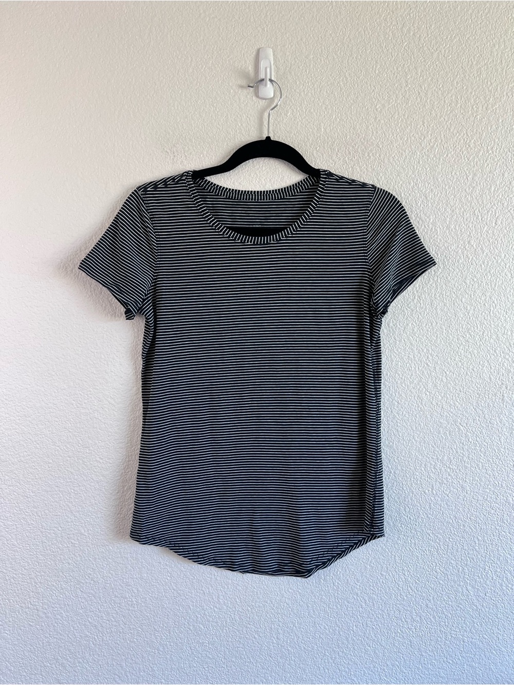Lululemon Love Crew Short Sleeve T-Shirt Black White Small